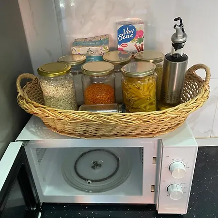 Lukza * Tirana