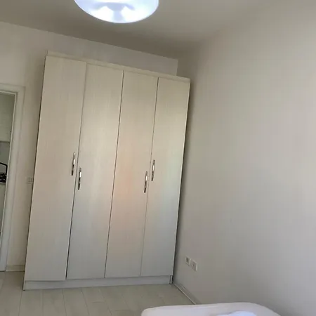 Lukza Apartment